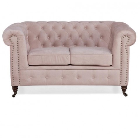 Stylowa sofa dwuosobowa Chesterfield VINCENT – pudrowy róż, wygodna i kompaktowa