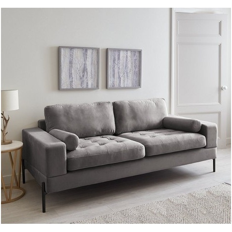 Szara sofa dwuosobowa nowoczesna na wysokich nóżkach Volio