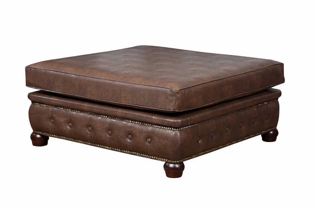 Puf pikowany glamour 100x100 VINCENT — MG 20