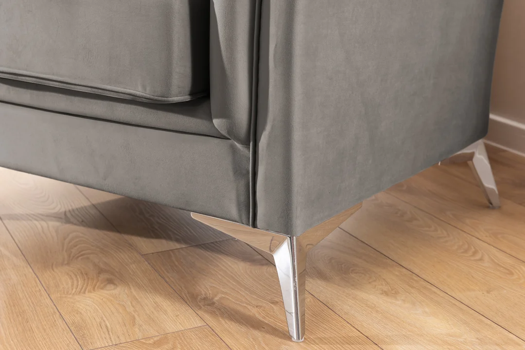 Fotel pikowany chesterfield HASSO BIS — Riviera 91