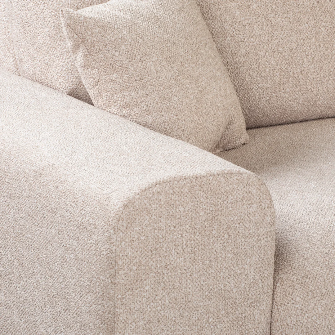 Beżowa sofa Candi – trzyosobowa, nowoczesna, z poduszkami, idealna do przytulnego salonu 213x108 — zdjęcie 6
