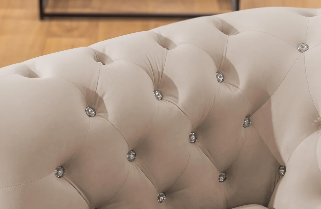 Zestaw mebli pikowanych z kryształkami Chesterfield 3+2 FELIX BLINK — zdjęcie 10