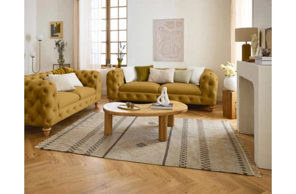Sofa trzyosobowa pikowana TEO WOOD Chesterfield - sofy