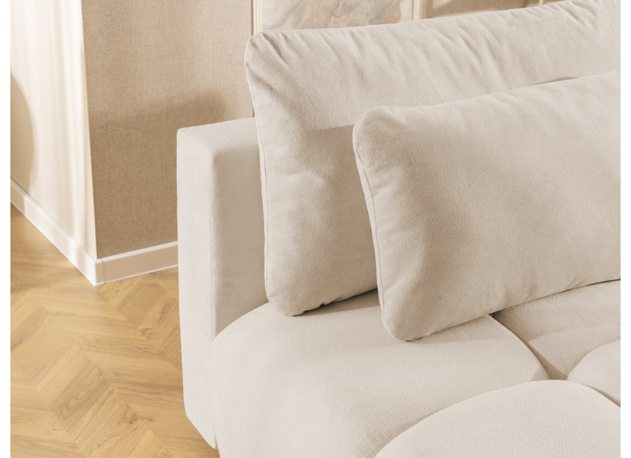 Sofa trzyosobowa z funkcją spania i przeszyciami Belluno - Soft 02