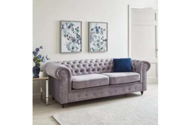 Sofa trzyosobowa pikowana Chesterfield VALENCIA - praktyczne