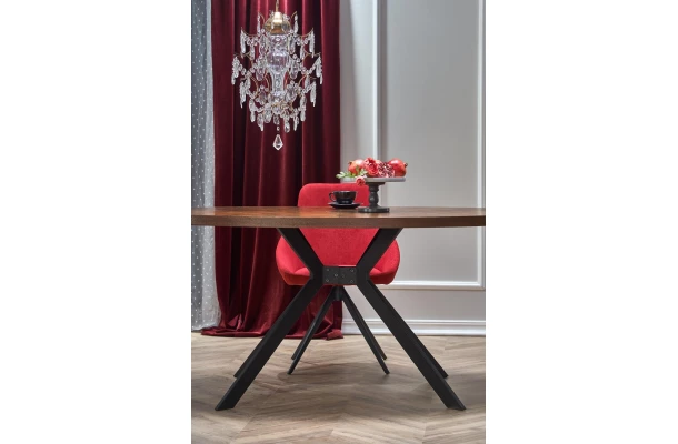 Stół klasyczny LOCARNO - design i funkcjonalnosc w parze