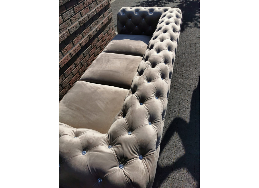 Sofa trzyosobowa pikowana glamour Chesterfield TEO HIGH BLINK 3 7