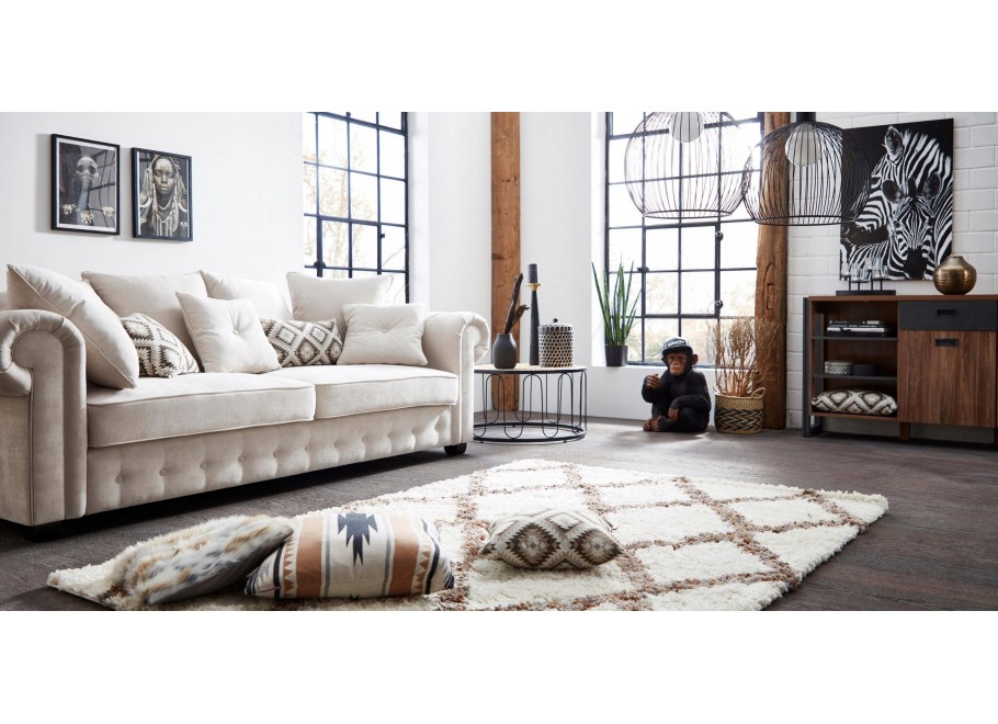 Wygodna kanapa trzyosobowa pikowana do salonu LUZERN jasny beż - Granada 2731