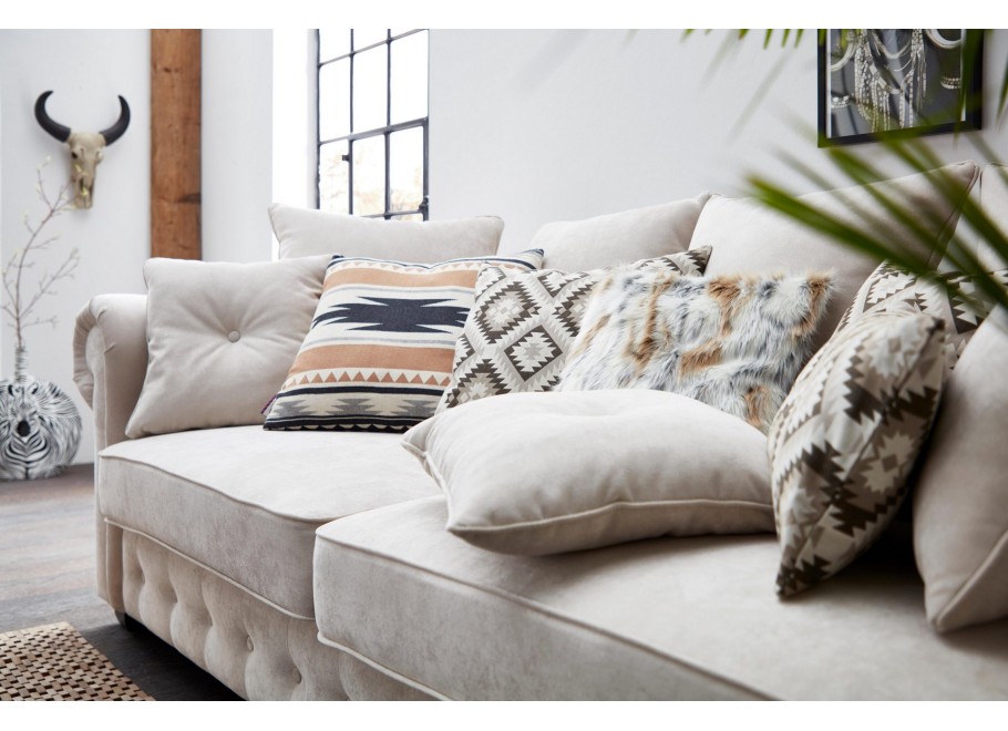 Wygodna kanapa trzyosobowa pikowana do salonu LUZERN jasny beż 2