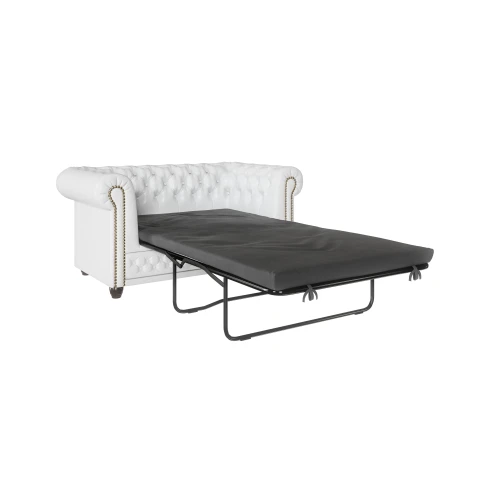 Rozkładana sofa Chesterfield FELIX 2 – biała ekoskóra, z funkcją spania, 2-osobowa