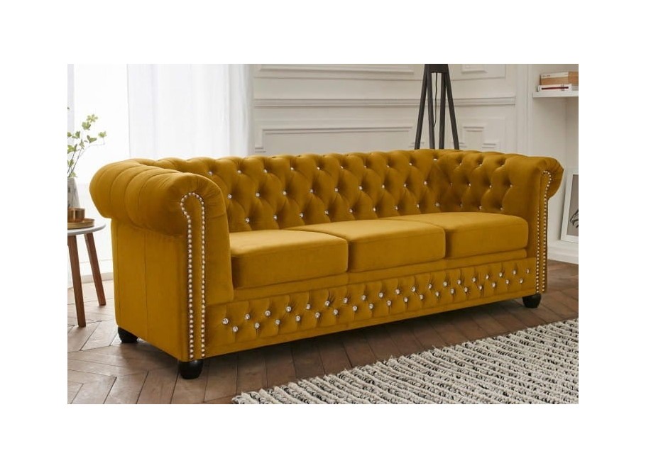 Welurowa sofa FELIX BLINK 3 Chesterfield – musztardowa, komfortowa, z kryształkami 2