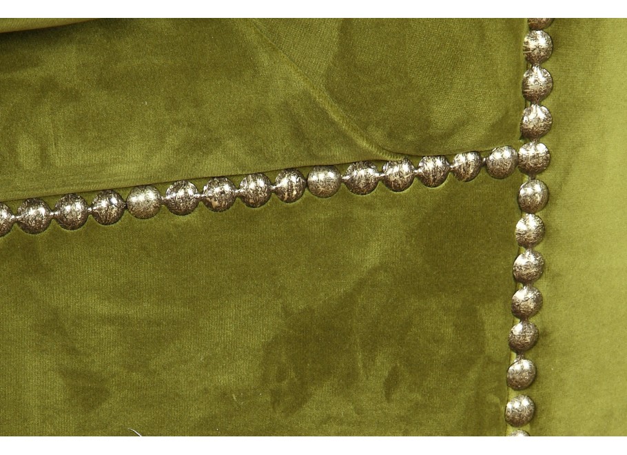 Mała sofa z funkcją spania pikowana zielona oliwkowa Chesterfield HASSO 2 4