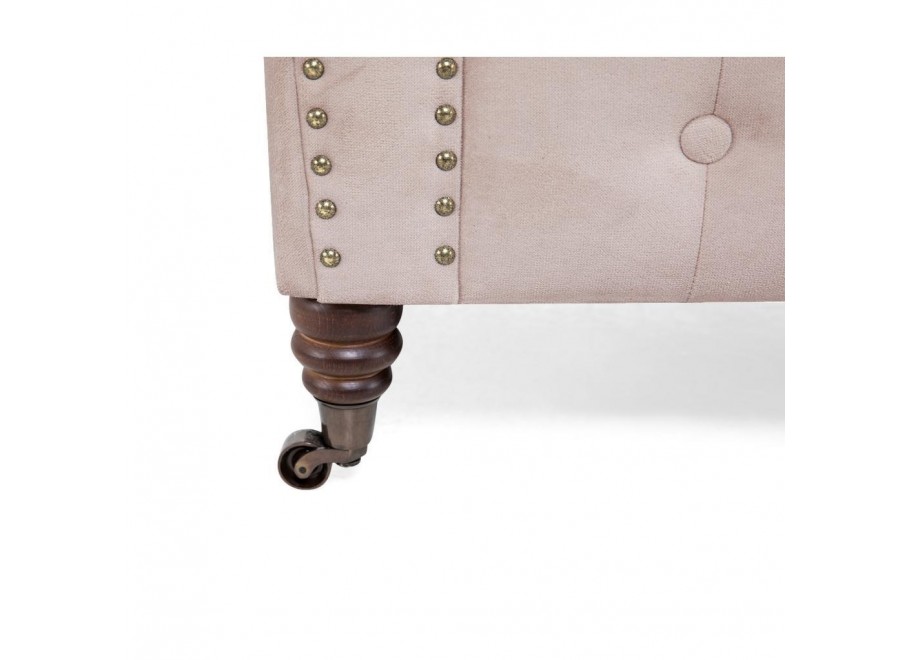 Stylowa sofa dwuosobowa Chesterfield VINCENT – pudrowy róż, wygodna i kompaktowa 7