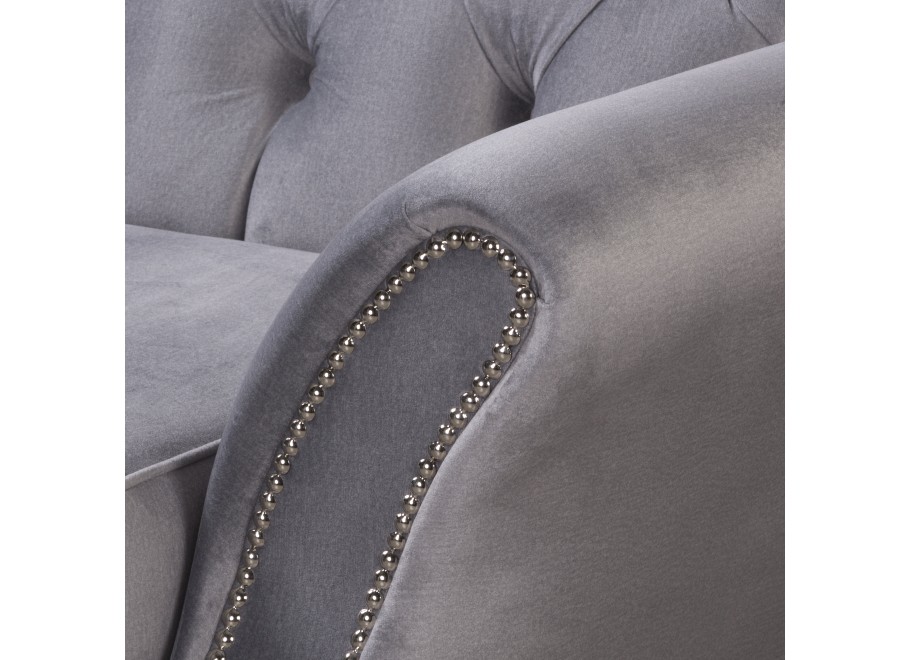 Pikowana sofa Chesterfield BOGOTA w kolorze szarym - elegancka i wygodna 3