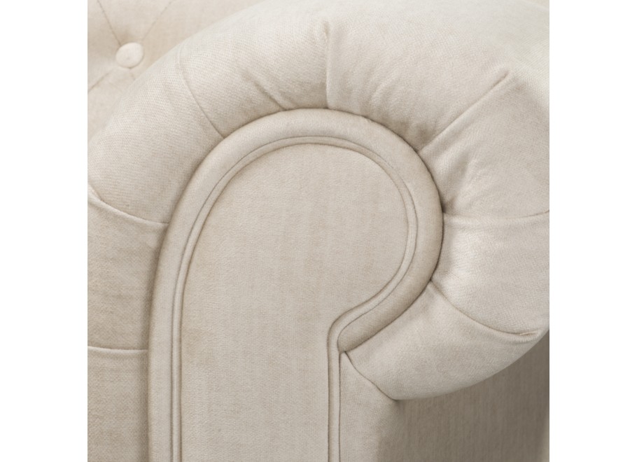 Beżowa sofa dwuosobowa pikowana Chesterfield z funkcją spania Fins - Vogue 01