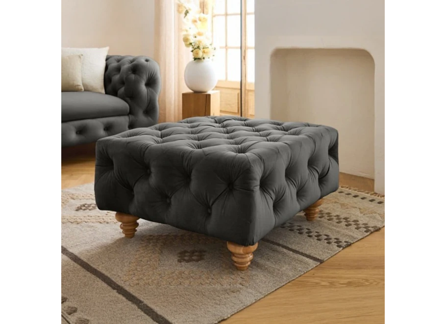 Puf pikowany TEO WOOD Chesterfield