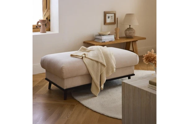Puf nowoczesny Sofi 122x64 - design i funkcjonalnosc w parze