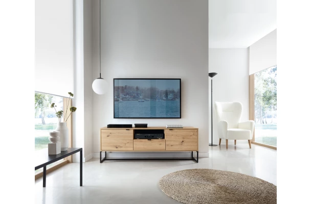 Stolik RTV Lamber LRTV153 - design i funkcjonalnosc w parze