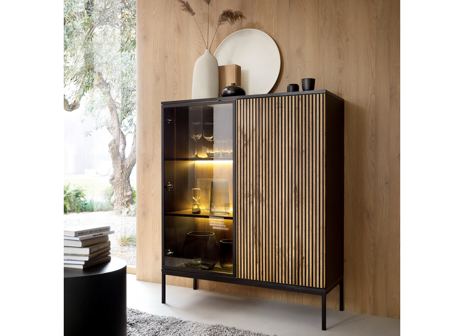 Witryna niska z oświetleniem LED Resto WT104