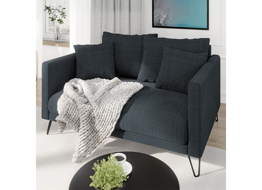 Kanapa grafitowa Ovi – wygodna sofa z poduszkami na czarnych nogach
