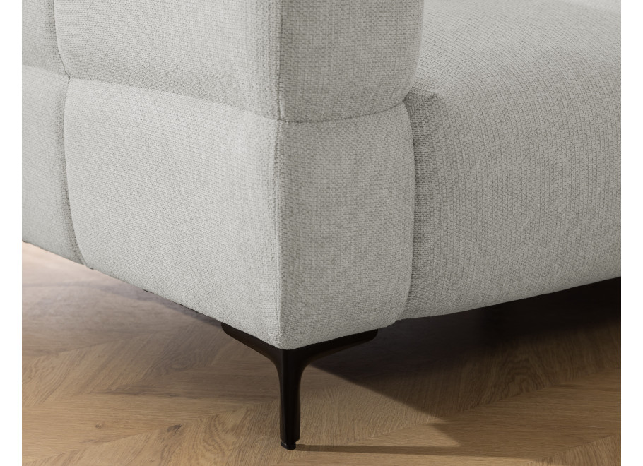 Jasnoszara Sofa Valentia na wysokich nóżkach - wygodna kanapa do salonu - Aragon 80